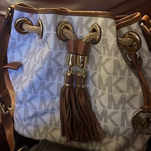 4 purses (2 Coach, 1 MK, 1 Dooney- vintage); 2 Coach belts- navy & brown